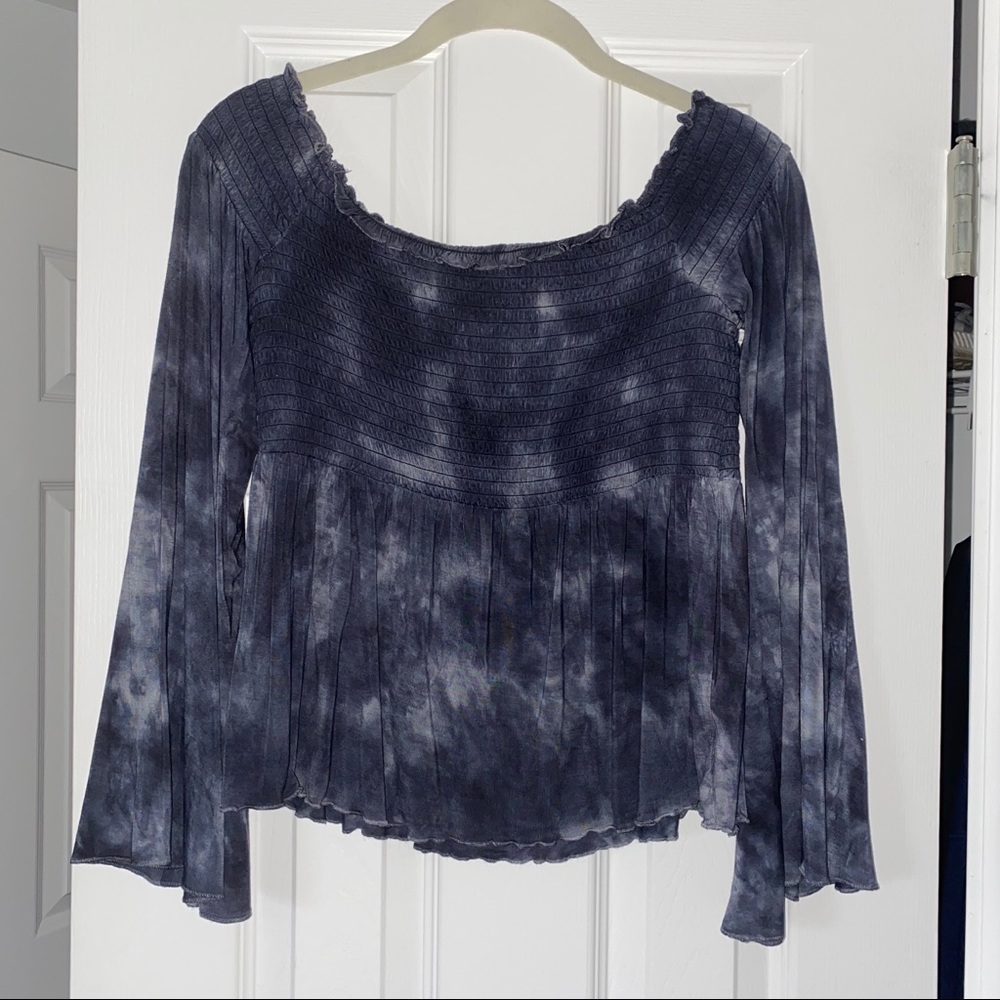 American Eagle top